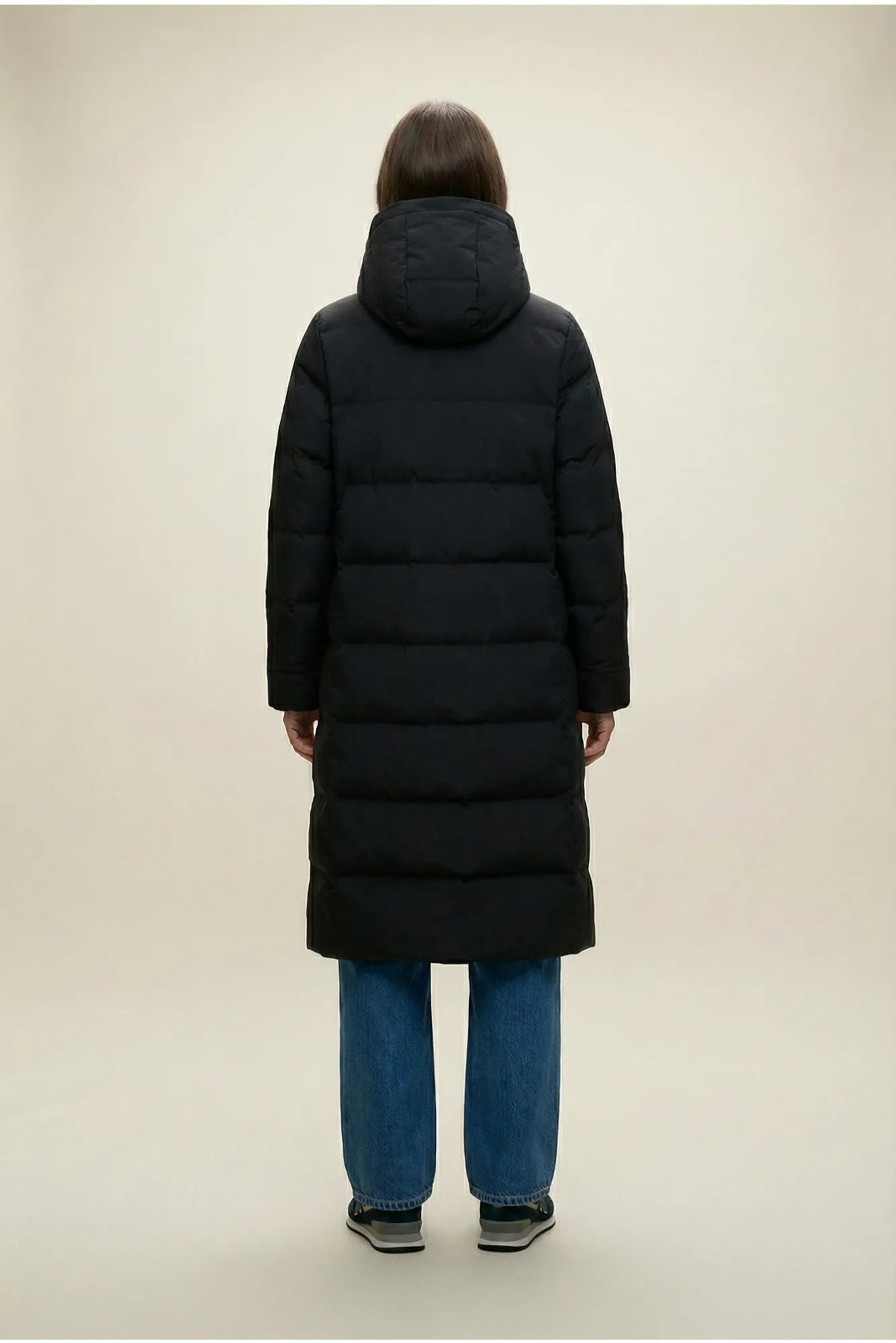 20407500_BLANK_-_BLANK_IVORY_BLANK_JKT_BLANK_W_model_BLANK_2