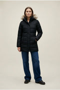 20739500_BLANK_-_BLANK_HENNY_BLANK_JKT_BLANK_W_model_BLANK_1