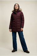 20739899_BLANK_-_BLANK_HENNY_BLANK_JKT_BLANK_W_model_BLANK_1