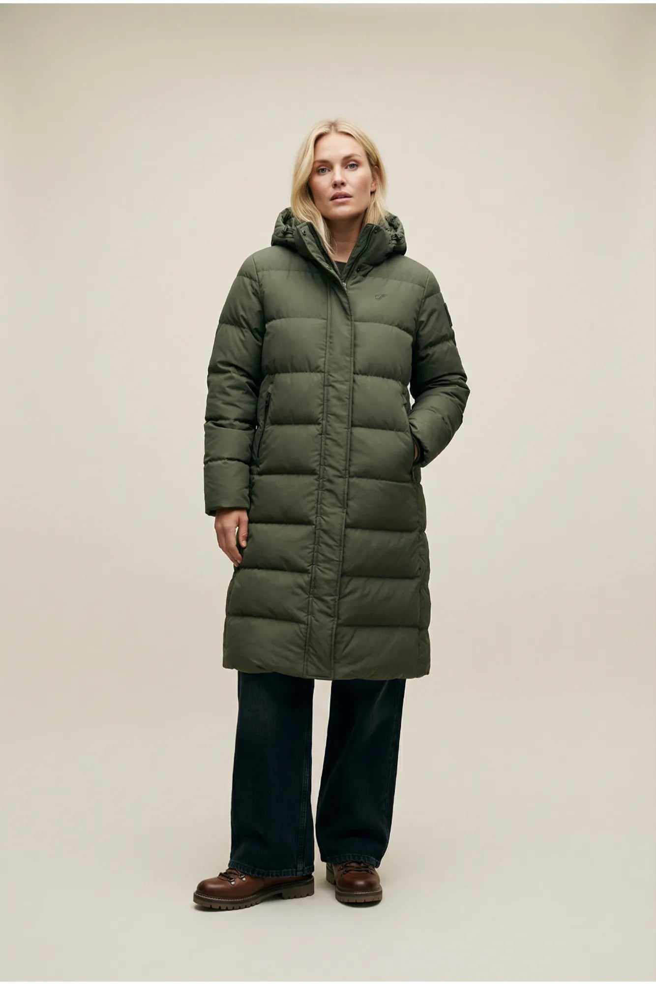 20772250_BLANK_-_BLANK_CLEO_BLANK_JKT_BLANK_W_model_BLANK_1