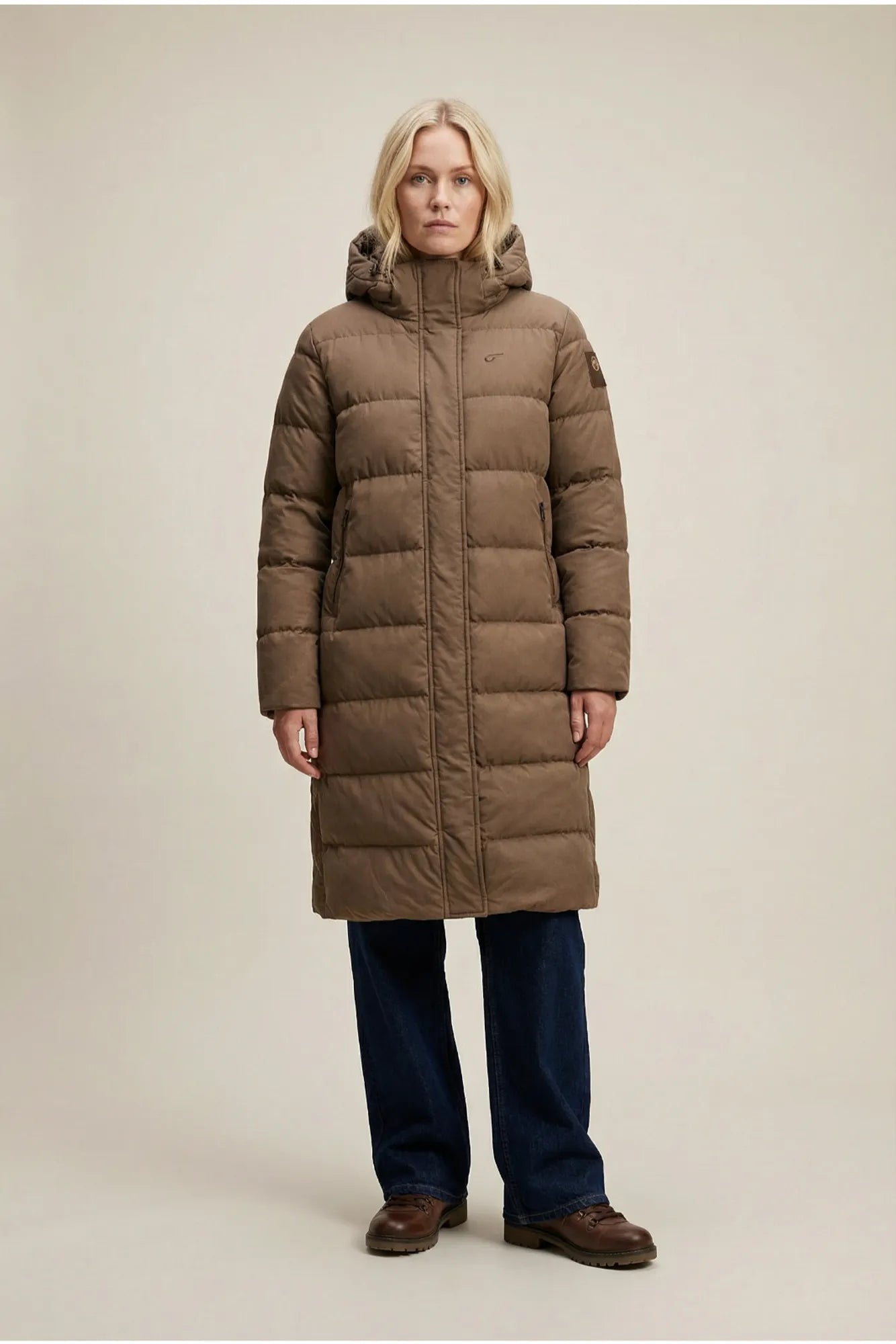 20772632_BLANK_-_BLANK_CLEO_BLANK_JKT_BLANK_W_model_BLANK_1
