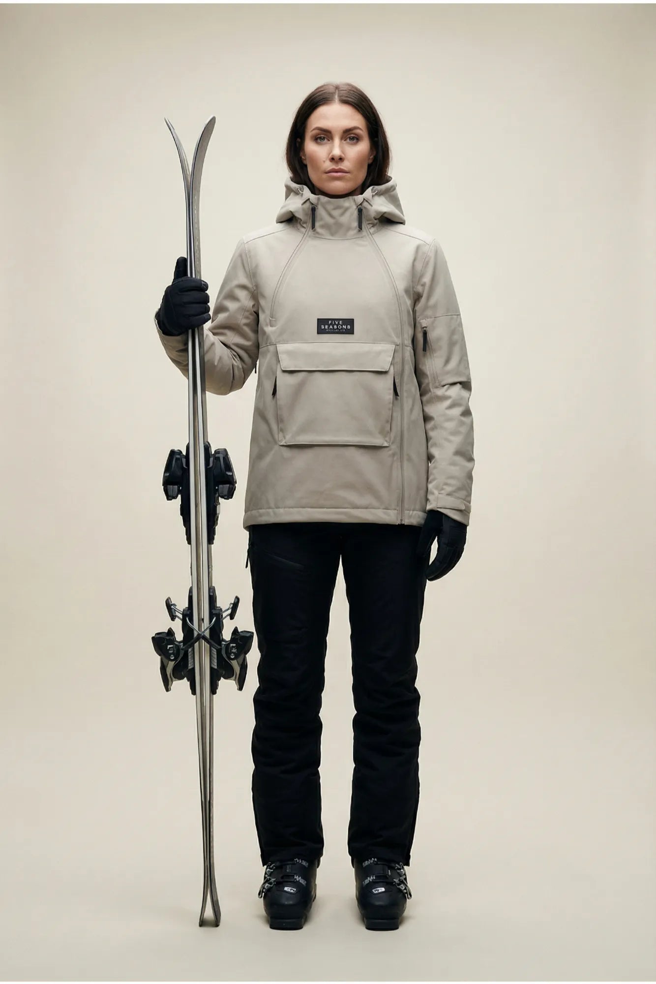22010140_BLANK_-_BLANK_SAPPORO_BLANK_JKT_BLANK_W_model_BLANK_1
