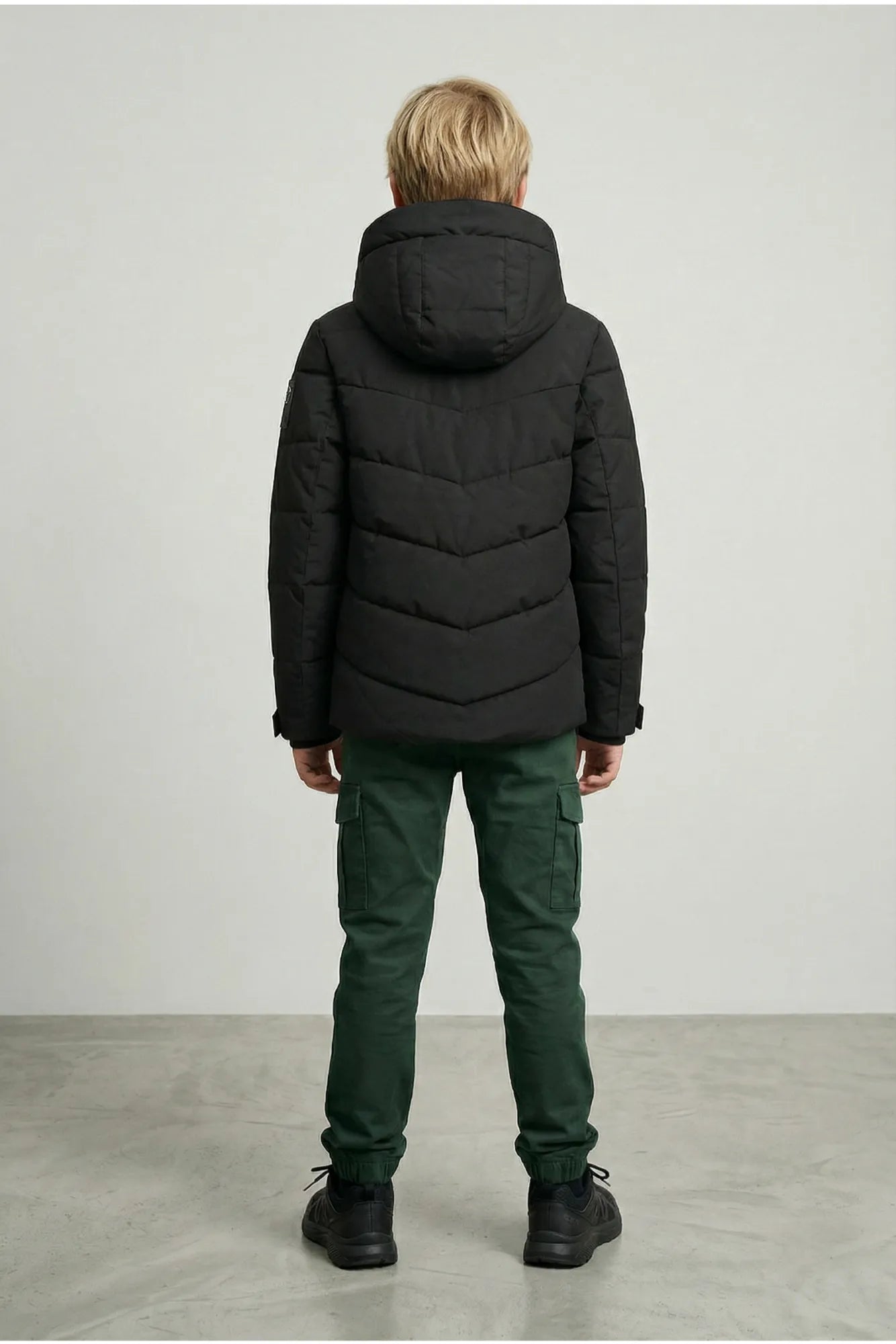 30699520_BLANK_-_BLANK_ARINSAL_BLANK_JKT_BLANK_JR_model_BLANK_2