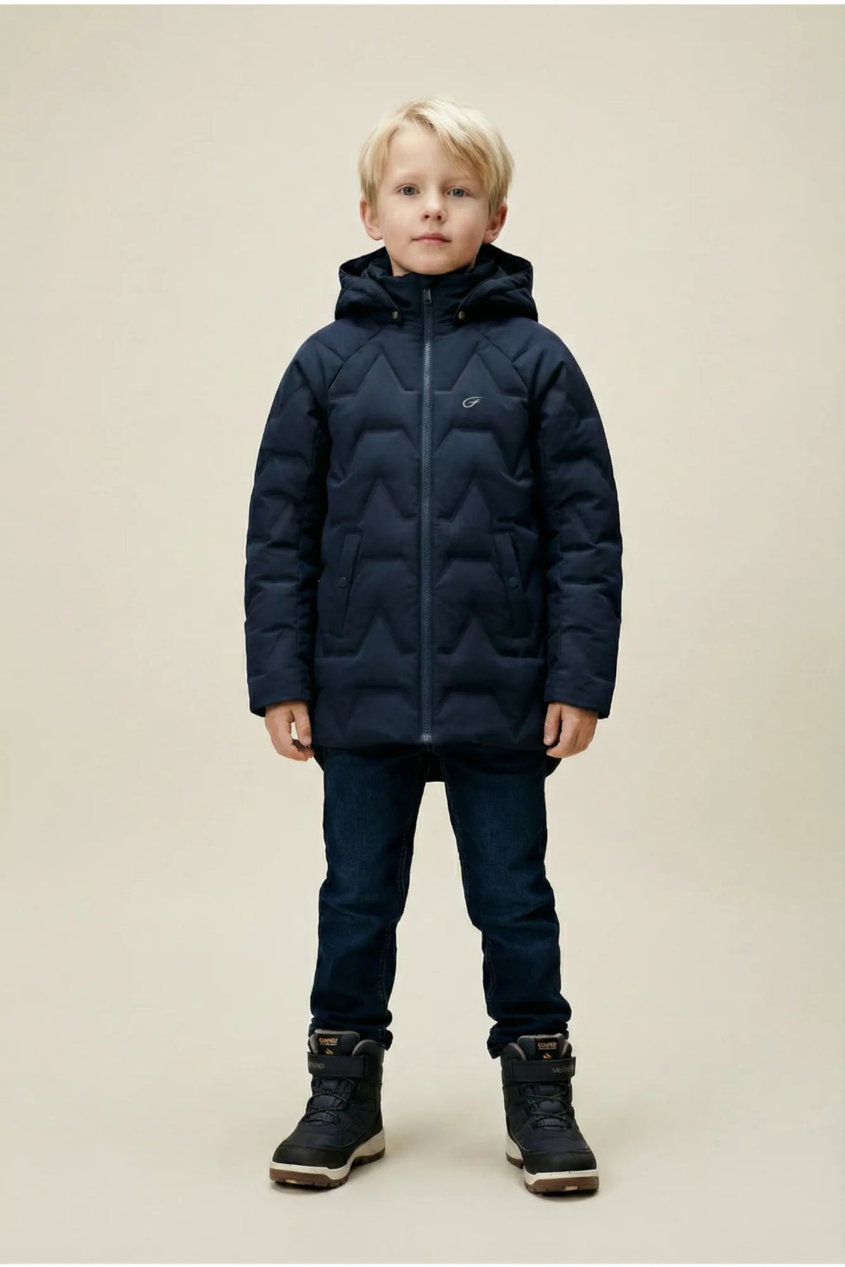 30898710_BLANK_-_BLANK_BLAKE_BLANK_JKT_BLANK_JR_model_BLANK_1