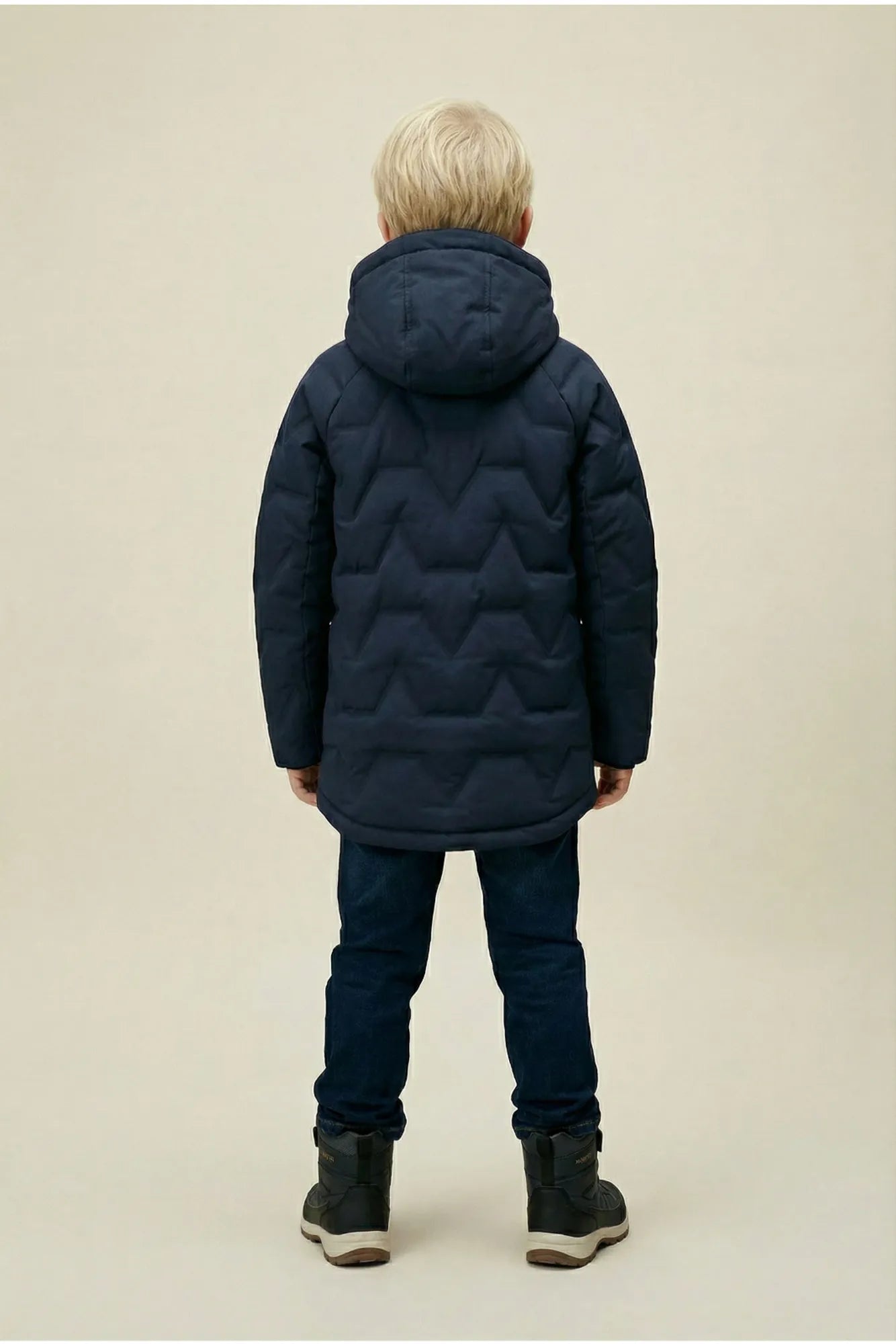 30898710_BLANK_-_BLANK_BLAKE_BLANK_JKT_BLANK_JR_model_BLANK_2