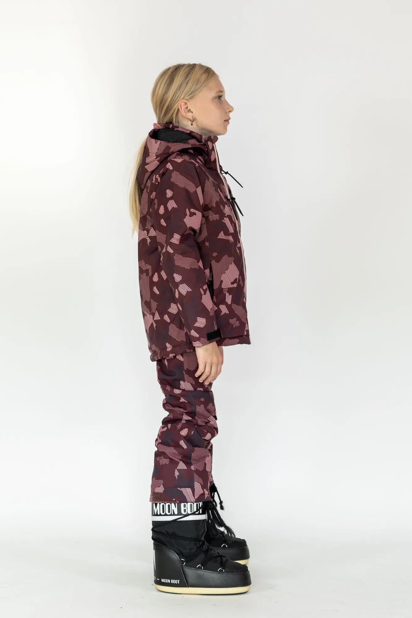 BILLIE_BLANK_898_BLANK_(3)