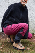 Moment_BLANK_pants,_BLANK_cherry,_BLANK_dam_BLANK_(4)