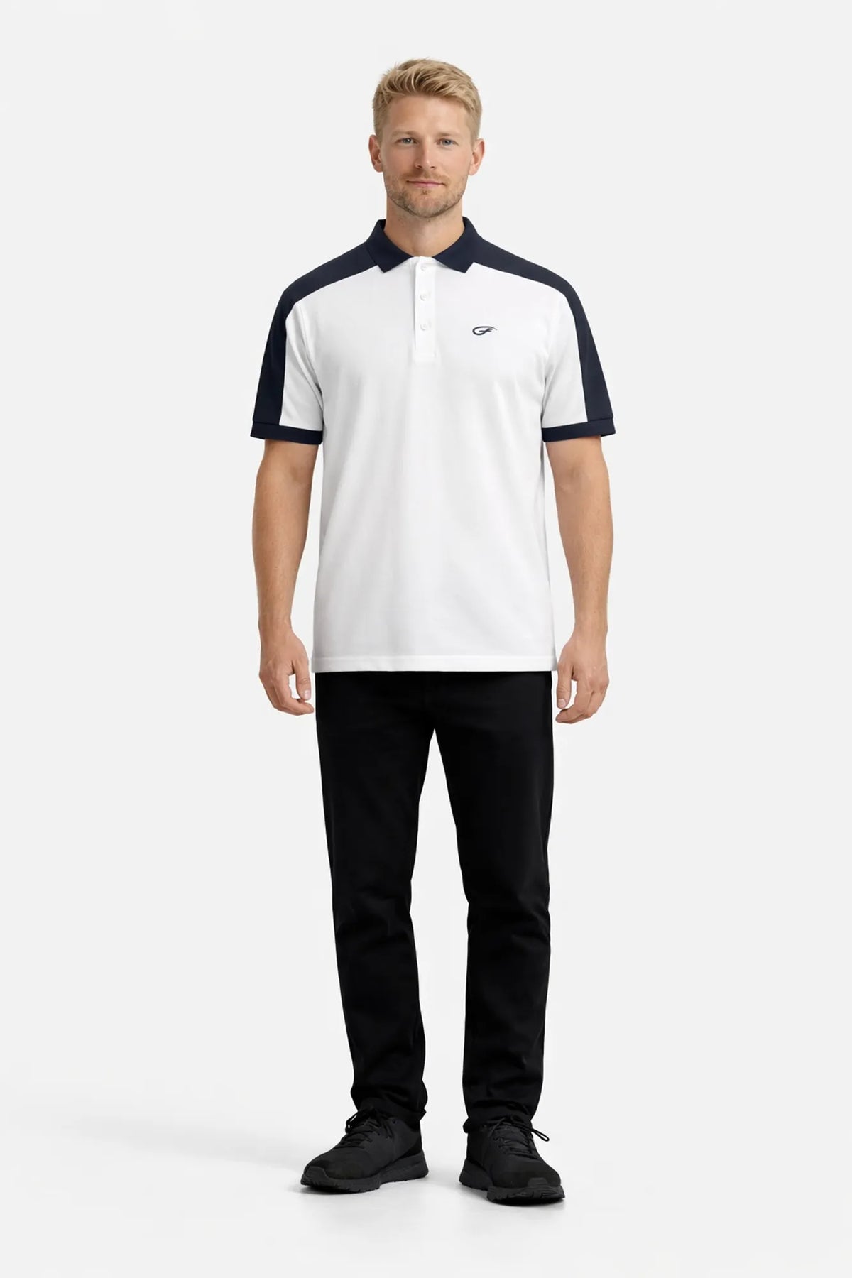 WOKING_POLO_M_model_L_black_pants_BLANK_(1)