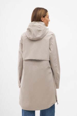TRACI HAY BEIGE