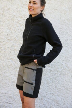 GALE BLACK